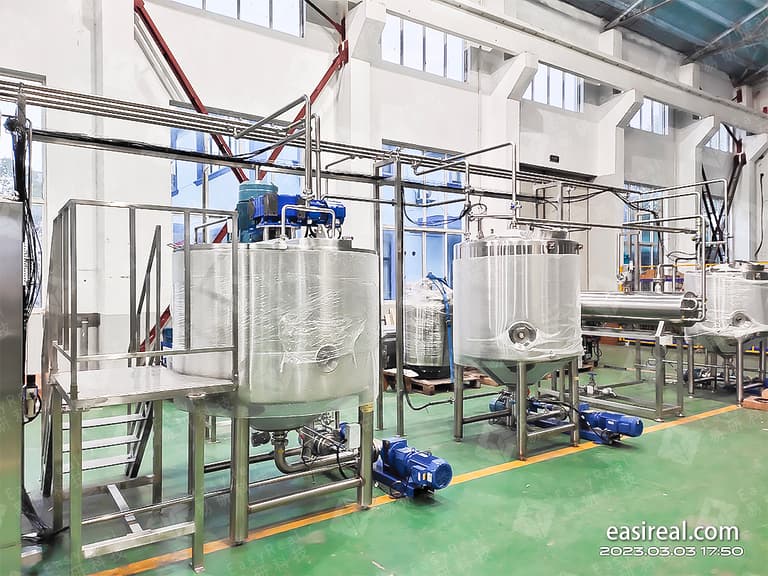 Stainless steel blending tanks for tomato paste dilution and mixing before sterilization and sachet packing