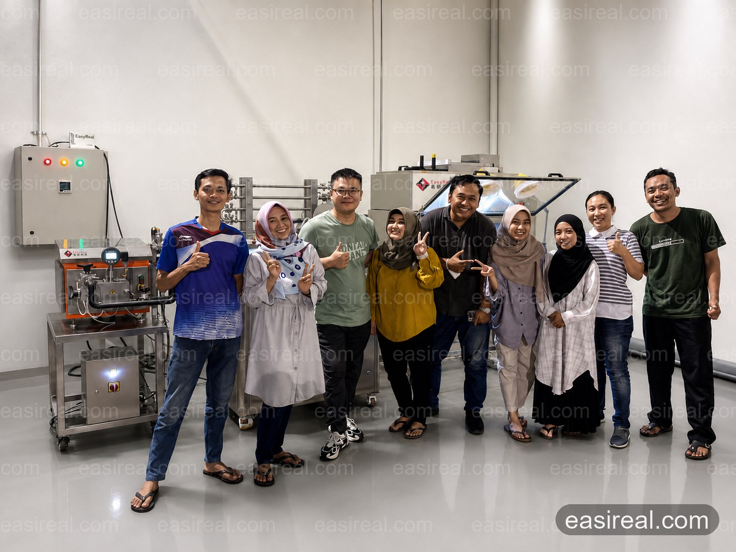PT. WELLTRAS CITRA RAYA and EasyReal team with the installed pilot UHT/HTST plant in Indonesia PT. WELLTRAS CITRA RAYA and EasyReal team with the installed pilot UHT/HTST plant in Indonesia