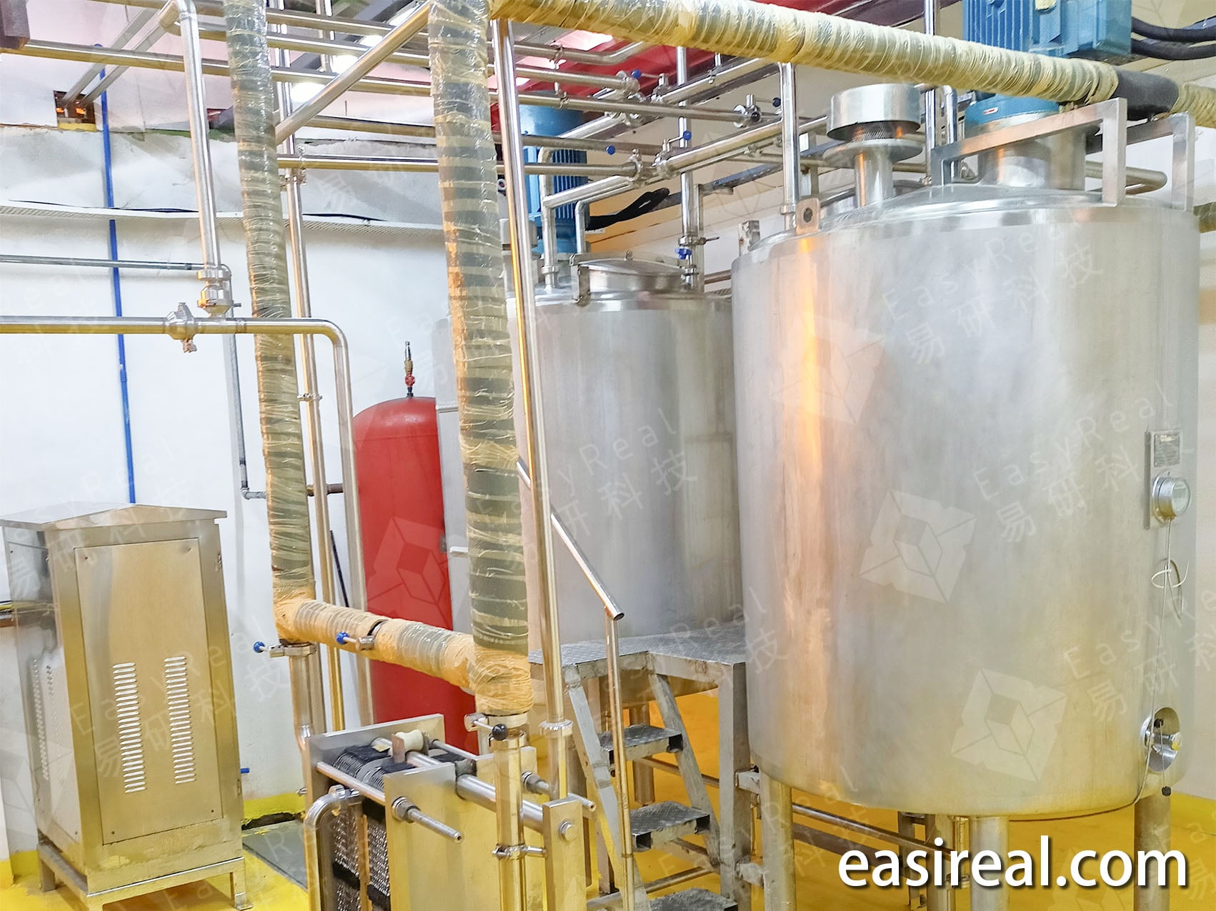 Torres d'evaporació multiefecte de la línia de producció de concentrat d'aigua de coco per a l'eliminació d'aigua a gran escala
