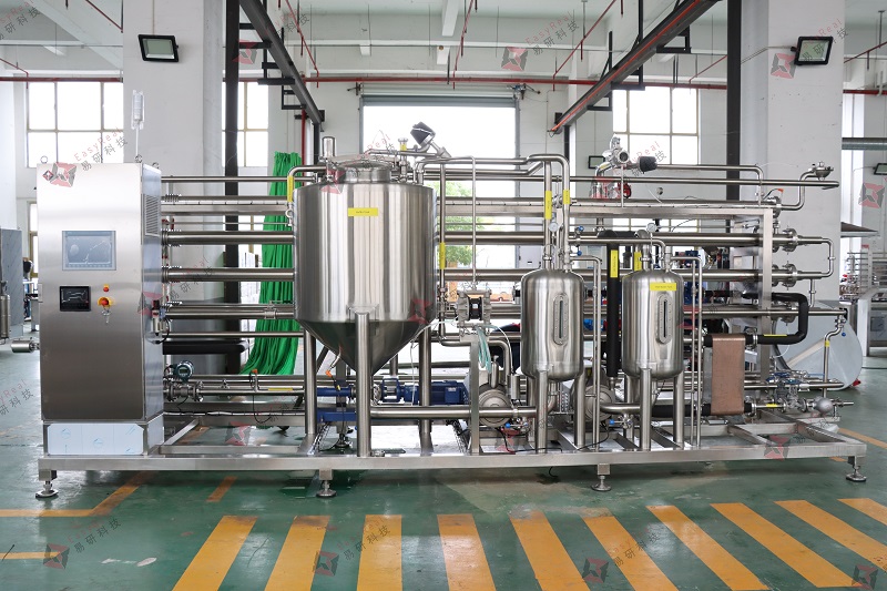 Quad tube pasteurizers